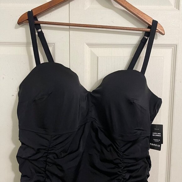 Torrid Womens Black NWT Underwire Ruched Retro Mid-Length Swim Dress Sz 2X DD/F - Picture 4 of 10